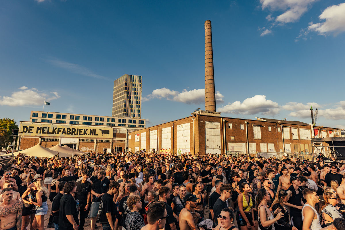 Loading... just a sec